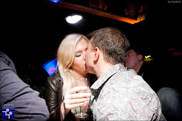 Массажный салон искушение. Клуб соблазн новосибирск. Элитный стрип клуб. Рмэс сидорик. Ночные клубы новосибирска.